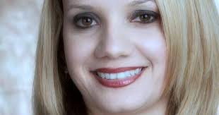 UTEP names Distinguished Alumni, Gold Nuggets