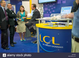 I Banchieri A Parigi Francia L C L Credit Lyonnais La Banca A Uomini D Affari Sale Riunioni Foto Stock Alamy