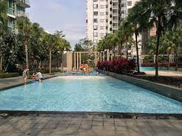 The green park restaurant serves local favourites, as well as international dishes. Park Green Singapore Home Facebook