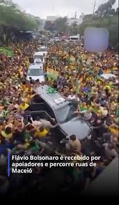 Vídeo mostra Jair Bolsonaro em carreata, não Flávio | Aos Fatos