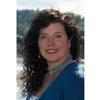 Jen Dion's Instagram, Twitter & Facebook