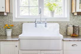 4 reasons to get a backsplash floor