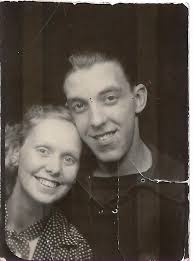 Freda and James Fugate with their sister-in-law, Ruby Ellen Rutter Fugate.