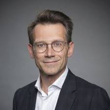 Andrew Weishaar's Instagram, Twitter & Facebook