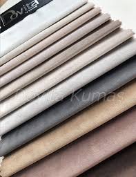 Fark yaratan carpici renkleri ve tay tuyu kumas uygulamasiyla matt salonunuzun atmosferini degistirecek sofistike bir tasarim anlay tasarim koltuklar koltuk döþeme kumaþ kombinleri. Dovita Dosemelik Kumas Istanbul Soft Kadife Kartela Instagram Dovitakumas Mobilya Koltuk Doseme Kumas K Dosemelik Kumaslar Kumas Dekorasyon Fikirleri