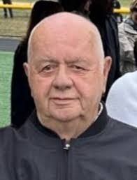 Daniel Walling's Instagram, Twitter & Facebook