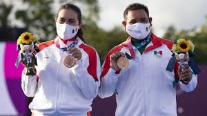 La atleta levantó 245 kg, con lo que quedó debajo de la norteamericana katherine nye (249 kg) y la ecuatoriana neisi dajomes (263 kg). Fzsw6lsh80qqgm
