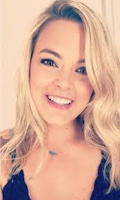 Vickie Piper's Instagram, Twitter & Facebook