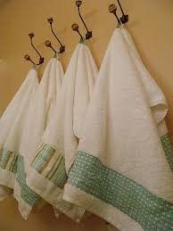Decorated Bath Towels I Ve Wanted To Do This Forever Fancy Bath Towels Christmas Bath Towels Fancy Bathroom