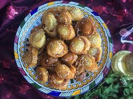 Lssan Attir Marocains Ou Langues D Oiseaux Au Miel Langue D Oiseau Recette Du Monde Cuisine Du Monde