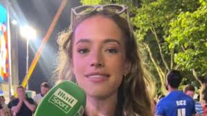 Meet Jolie Sharpe, The England Soccer Fan Who Went Viral After Wednesday's  Win