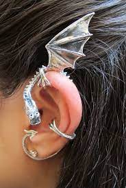 Dragon Ear Wrap Inspired Game Of Thrones Jewelry Silver Etsy Dragon Ear Cuffs Piercings Dragon Earrings