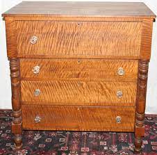 This early american chest of drawers is designed from an 1830s antique that i saw. American Empire Tiger Maple Chest Of Drawers Apr 19 2008 Dumouchelles In Mi Tiger Maple Futuristic Furniture Funky Furniture