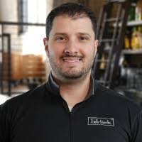 Andy Comer's Instagram, Twitter & Facebook