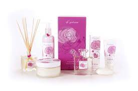 Di Palomo S New Tuscan Rose Range Is Inspired By The Beauty Of Italy S Tuscan Region Each Product Is Infused With A Signature Warm And Flor Tuscan Rose Beauty