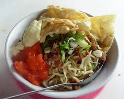 Jun 08, 2021 · kerupuk basah merupakan camilan khas kapuas hulu yang terbuat dari daging ikan tawar atau ikan tenggiri, tepung kanji, air, garam, cabai, bawang merah, dan bawang putih. Peluang Bisnis Mie Ayam Pangsit Dan Analisa Usahanya Toko Mesin Maksindo