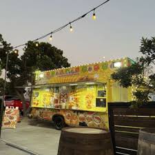 Las Chulitas SF (Food Truck) — Restaurant food truck in San Francisco, California