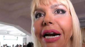 Estoy pendiente de adriana y no me interesa si se enoja mi actual pareja, porque estuve 26 años compartiendo la vida con ella,. El Drama Personal Que Sufre Adriana Aguirre Me Arruinaron La Vida El Destape