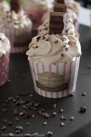 Food Photography Retrouvez De Nombreuses Recettes De Desserts Et Petits Gateaux Tout En Gourmandise Mais Auss Cupcake Chocolat Chocolat Kinder Recette Dessert