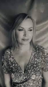 Ingrid Magee's Instagram, Twitter & Facebook