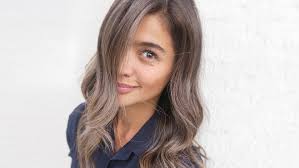 I have thin/fine hair but i have a lot of it, and it's on the wavy/curly side which can look dry and frizzy! How To Air Dry Your Hair For Summer