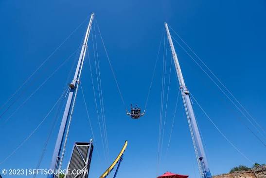 Slingshot Thrill Ride | Six Flags Fiesta Texas - SFFT Source