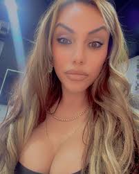 Savannah V The Original “La Mujer”