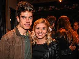 Georges & sarah ‍ cyclist @jumbovisma_road & @redbullbe athlete godfather @towalkagain 'stilstaan is achteruitgaan' #all4goolie. Sarah De Bie Vrouw Van Wout Van Aert Geschokt Na Wat Haar Overkomt Met Baby Georges Showbizz 24