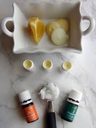 Homemade Skin Supporting Lip Balm Recipe The Balm Lip Balm Anti Aging Homemade