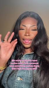 Eileen Langlois's Instagram, Twitter & Facebook