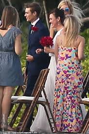American film actors, american television actors and best musical or comedy actress golden globe (television) winners. Amy Poehler And Benjamin Graf Attend A Wedding In Bahamas Daily Mail Online