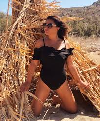 Δεν έχω «ουδεμία σχέση με τα συγκεκριμένα προϊόντα.» dimitra μαΐ 13, 2019. Elena Paparizoy Pozarei Me Oloswmo Magio Kai Zalizei To Instagram