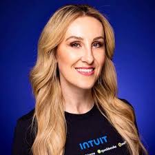 Katerina Baranyuk Email & Phone Number