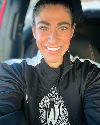 Bari Schwartz's Instagram, Twitter & Facebook