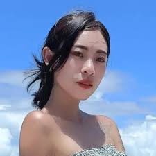 內內(@neinei.official2.0) • Instagram photos and videos