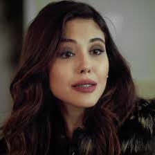 İnternetde sık sık aranan ya da konuşulan konu dilara'nın burnunun estetikli olup olmadığı. Istanbullu Gelin Explore Tumblr Posts And Blogs Tumgir