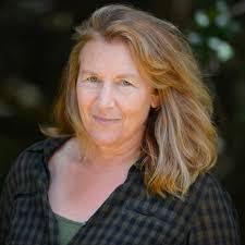 Leslie Dorrance's Instagram, Twitter & Facebook