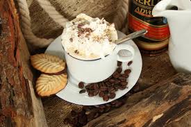 Friesenkaffee Mit Klotenkom Eierlikor Auftakt Zur Rezeptreihe In Unserem Blog Heisse Leckereien Rezept Original Aus D Rezepte Leckereien Lebensmittel Essen