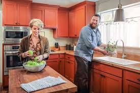 Jun 01, 2021 · get to know home town ﻿﻿stars ben and erin napier﻿ as they revitalize their small town of laurel, mississippi. Home Town Renewed For Season 5 By Hgtv Deadline