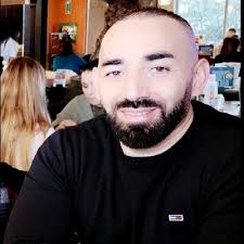 Mise en place, chez notre client spécialisé dans la pharma, de 4 CTA  double-flux permettant la récupération d'énergie sur des extractions  process. -manutention réalisée par les équipes Adekma levage…