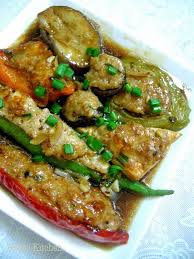 You can serve yong tau foo in a number of ways. 25 Yong Tau Foo Recipes Ideas Recipes Asian Recipes Chinese Cooking