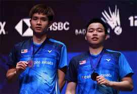 Malaysians rejoiced and celebrated as the country's top badminton men's doubles duo aaron chia and soh wooi yik served the final blow to indonesian pair and current world number one marcus fernaldi gideon and kevin sanjaya sukamuljo in the tokyo 2020 men's doubles quarterfinals. Aaron Chia Soh Wooi Yik Must Use All England Defeat As Motivation Badmintonplanet Com