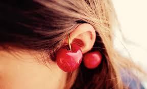 Pentru a nu izgoni însă norocul, nu dacă ar fi să ne luăm după ceea ce spun cei care cred în energiile universale ce ne înconjoară şi ne influenţează în fiecare zi, atunci când te mănâncă. Ce Inseamna Cand Te Mananca Urechea Stanga E Semn De Rau Sau De Bine Sfatulparintilor Ro