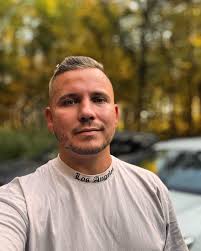 iMarc (@marc.stiller) • Threads, Say more