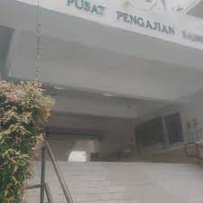 Logam bereaksi dengan asam, membentuk garam dan melepaskan hidrogen dari asam. Pusat Pengajian Sains Kimia Batiment Universitaire Du Departement Des Sciences A Usm