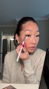 Get the Perfect Smooth & Glowy Base with This Tutorial!