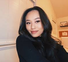 Jessica Risley's Instagram, Twitter & Facebook