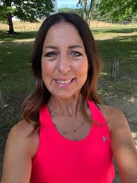 Anyone that has transitioned from doing half marathons to a full, hit me  with your favorite training programs, apps, books, gear…anything you have  that was helpful!!