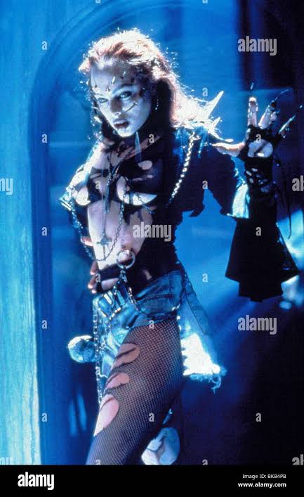 RETURN OF THE LIVING DEAD 3 (1993) MINDY CLARKE RD3 002 Stock Photo - Alamy