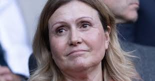 Photo ?Elle se prend pour Michelle Obama? : Yal Braun-Pivet tacle par ...